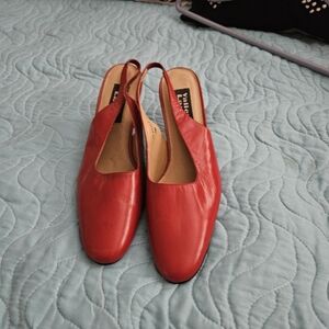 Valerie Stevens Women's Red Slingback Flats